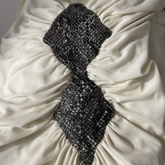 Mandalay  Vintage Beads Embellished Gown Ivory Size 19 - Picture 8 of 11